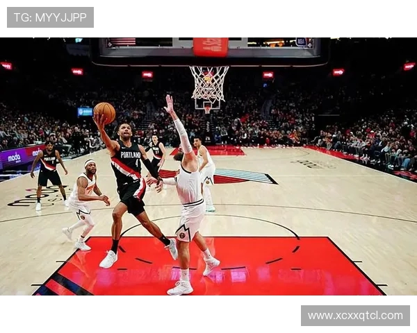 伍德在对阵开拓者的比赛中展现出色表现助力球队争胜